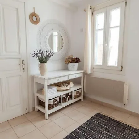 Ferienhaus Luxurious Choulakia Retreat W Swimming Pool & View