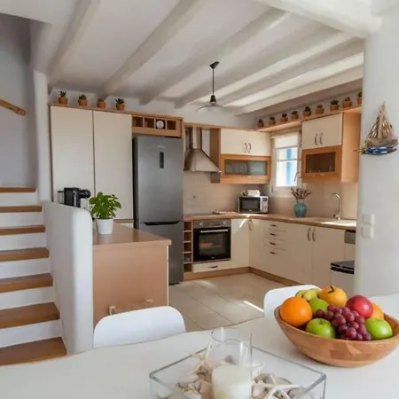 Ferienhaus Luxurious Choulakia Retreat W Swimming Pool & View