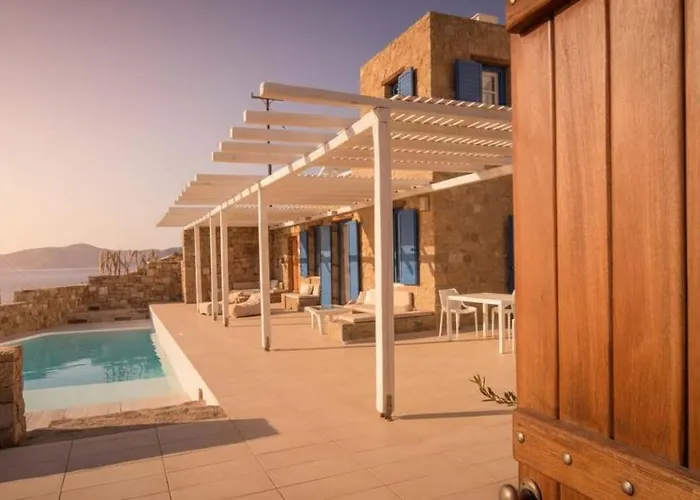 Ferienhaus Luxurious Choulakia Retreat W Swimming Pool & View